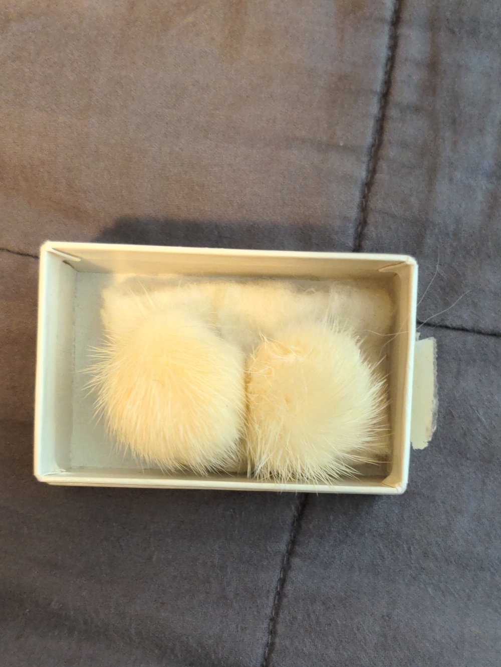 Vintage 1950s/ 1960s White Furry Shoe Or Dress Clip Ons